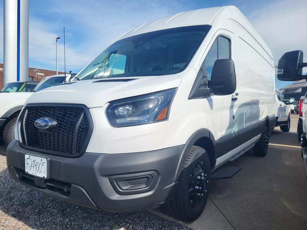 2024 Ford Transit | Photo 1 of 2