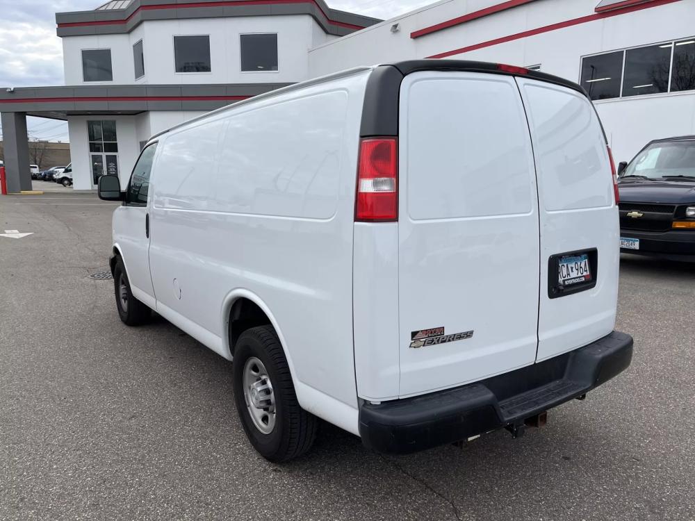 2018 Chevy Express | Photo 3 of 19