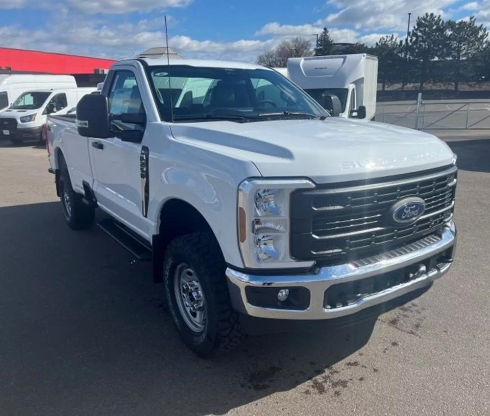 2024 Ford F-250 | Photo 9 of 10