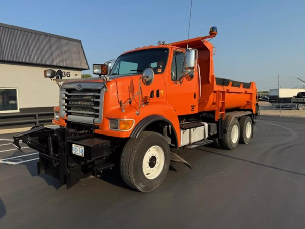 2006 Sterling L9500 | Photo 2 of 14