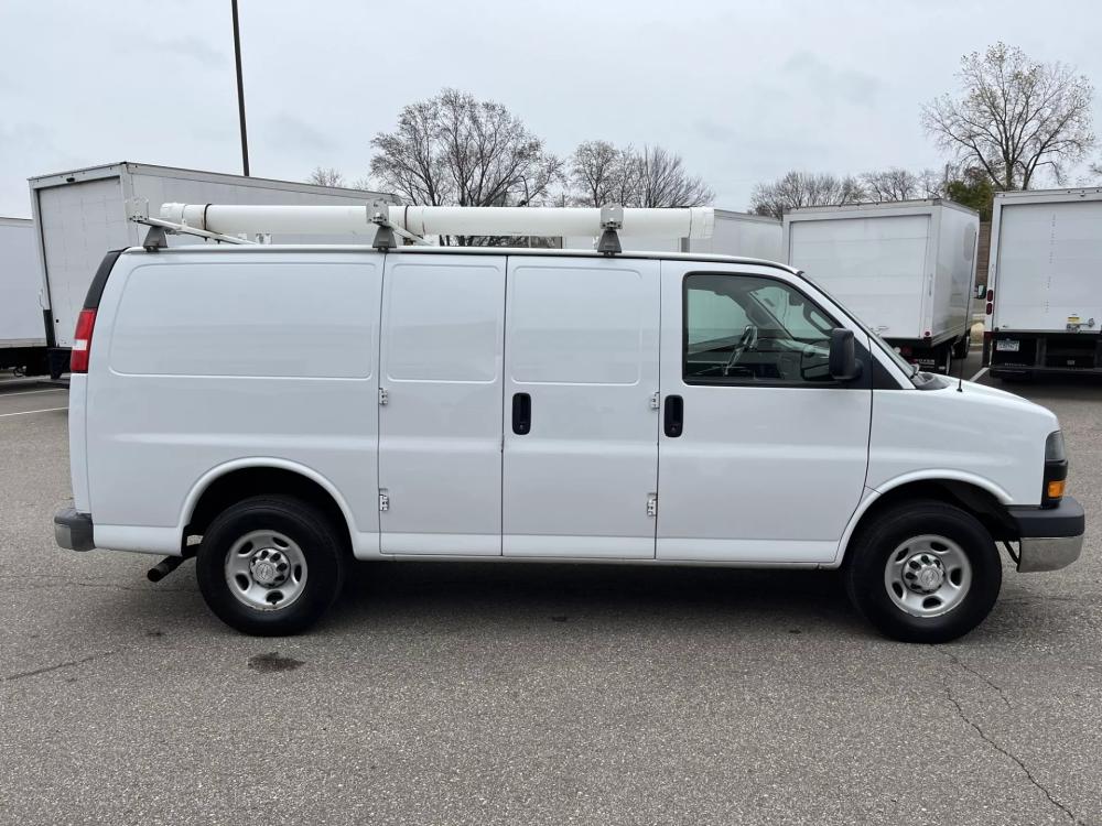 2018 Chevrolet Express | Photo 15 of 20