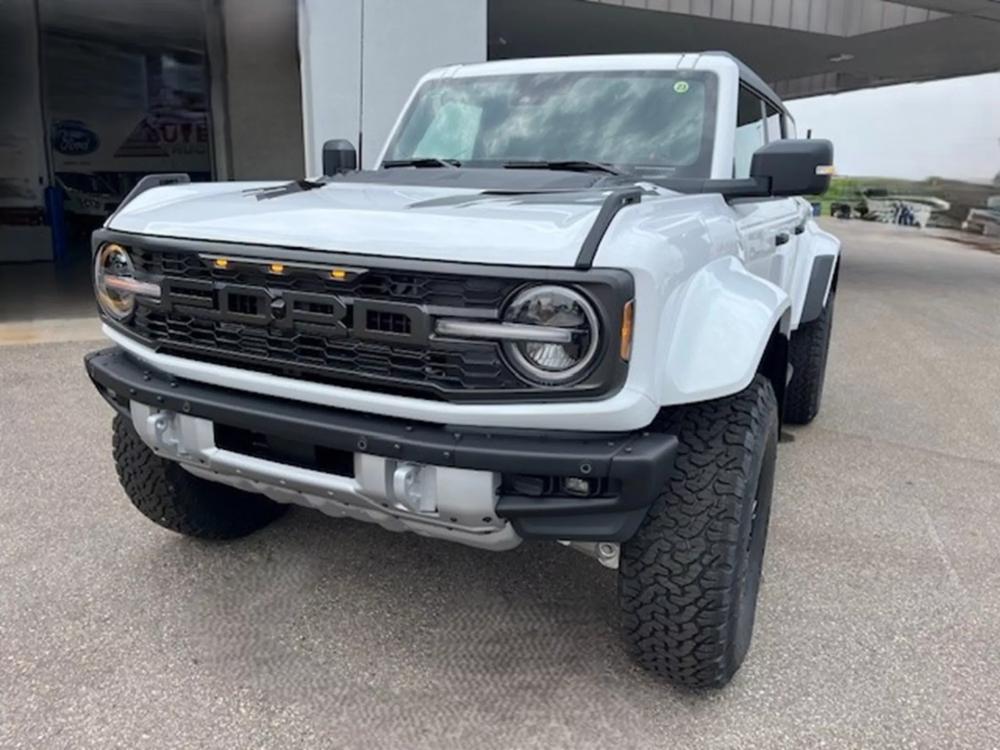 2024 Ford Bronco | Photo 11 of 12