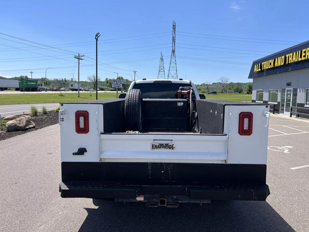 2021 Ford F-350 | Photo 8 of 23