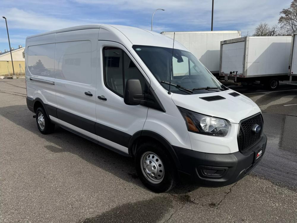 2023 Ford Transit | Photo 7 of 21