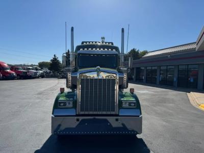 2022 Kenworth W9 Series | Thumbnail Photo 8 of 15