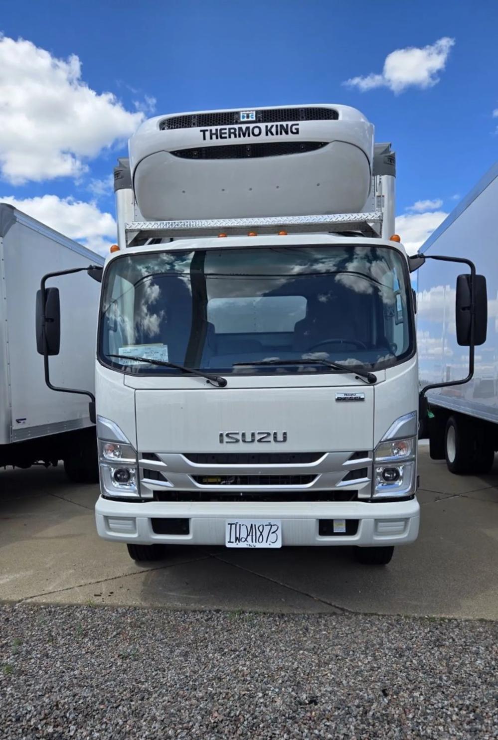 2024 Isuzu Nrr | Photo 1 of 11