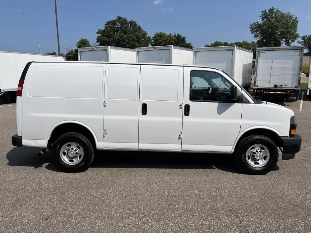 2019 Chevrolet Express | Photo 14 of 20