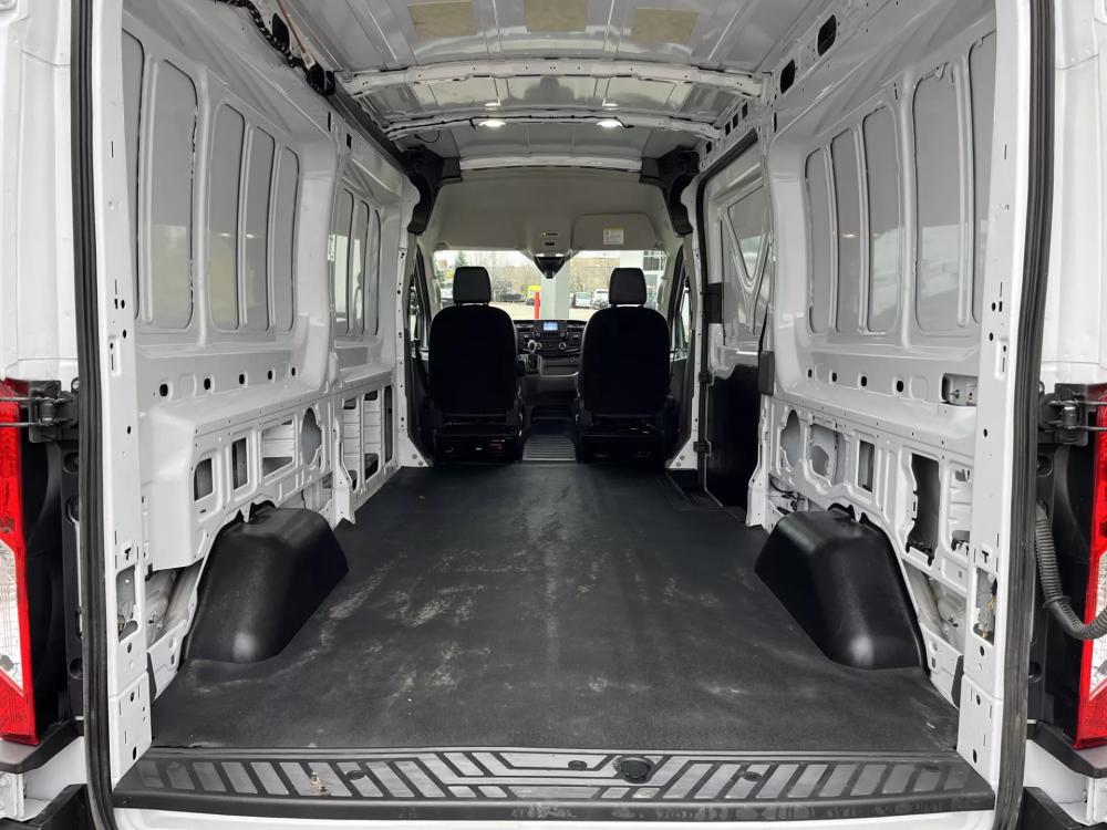 2023 Ford Transit | Photo 10 of 18