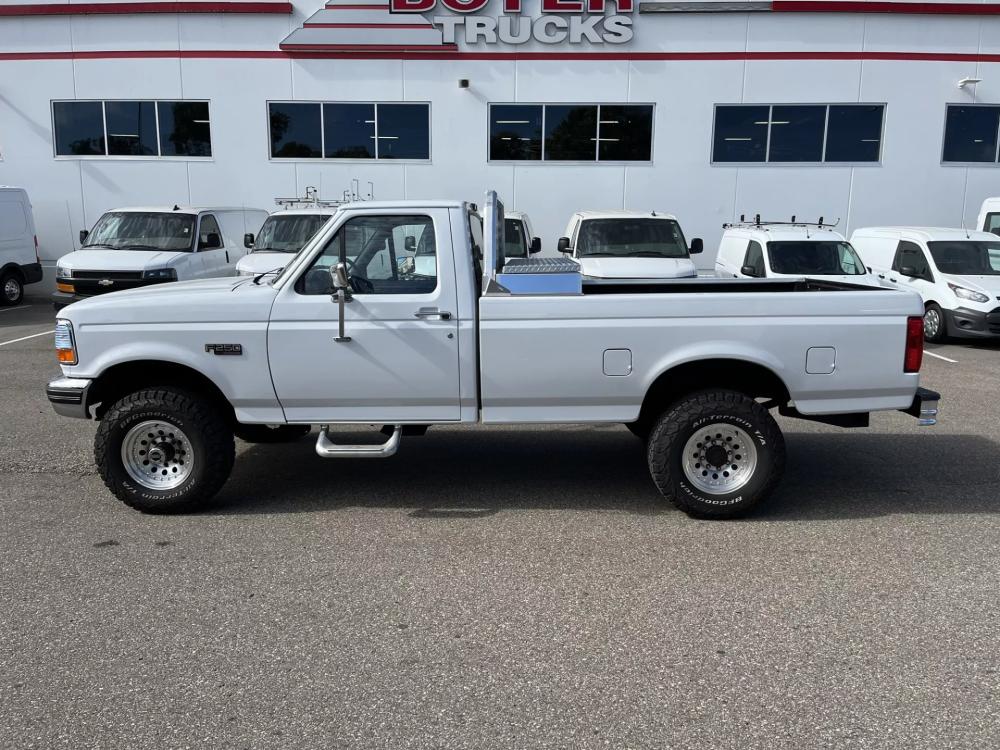 1996 Ford F-250 | Photo 2 of 19