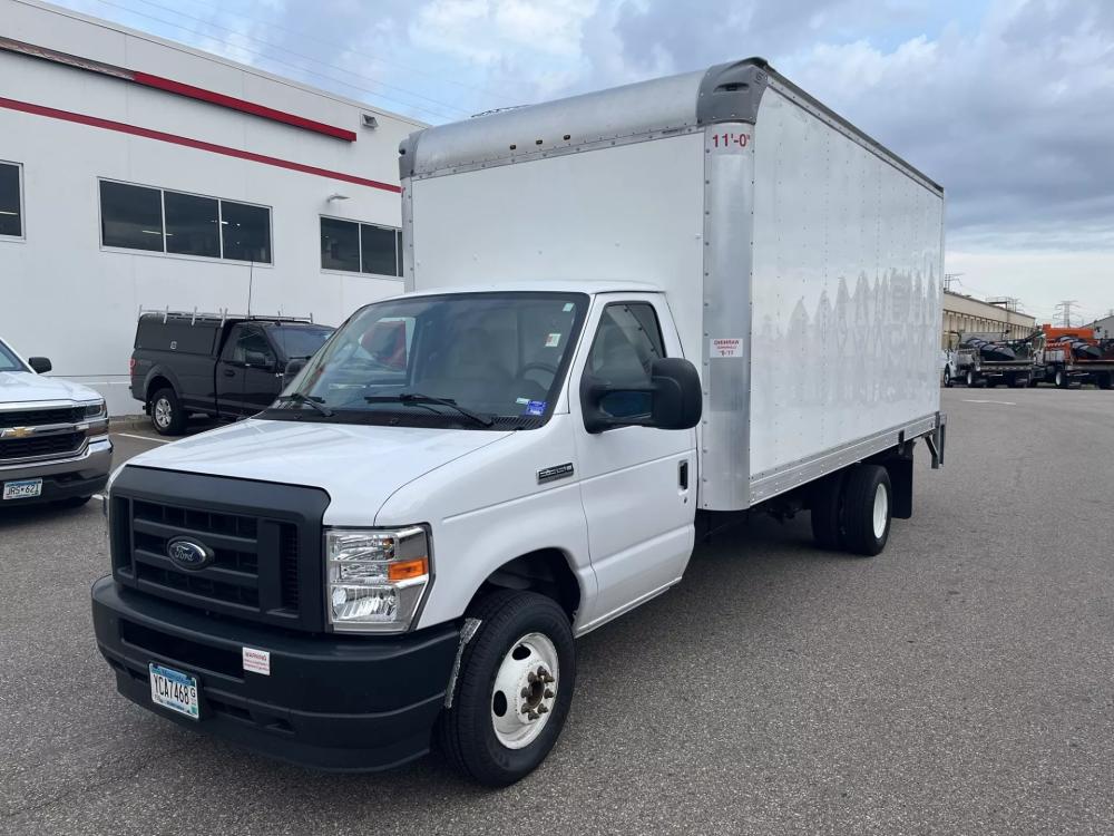 2022 Ford E350 | Photo 1 of 20