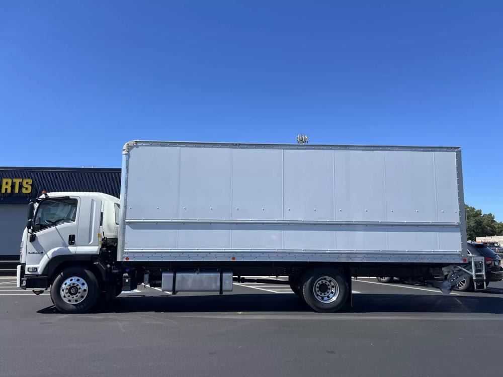 2024 Isuzu Ftr | Photo 8 of 14