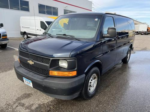 2017 Chevrolet Express photo