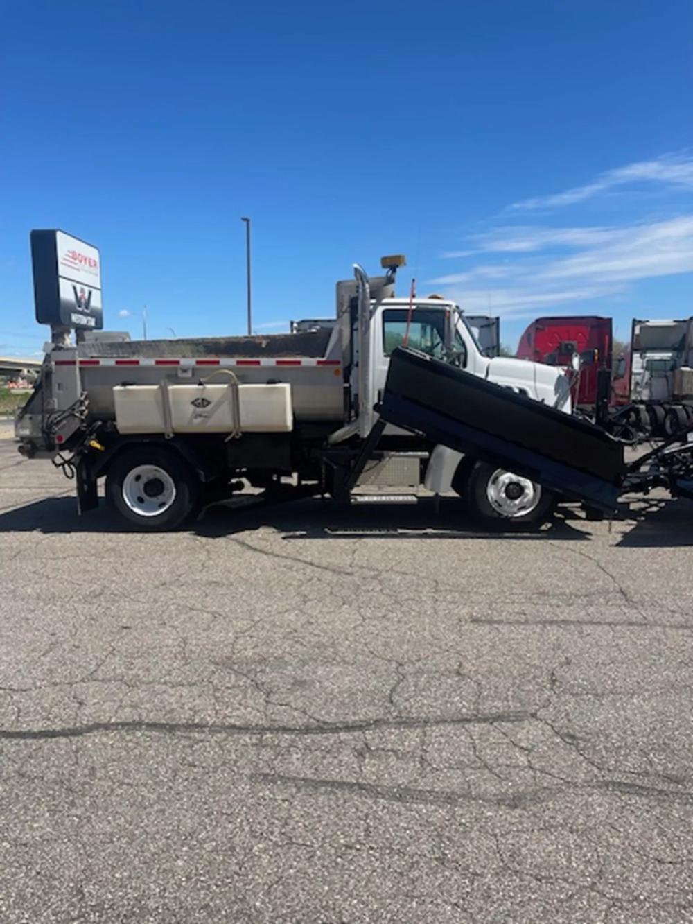 2007 Sterling L7500 | Photo 7 of 15