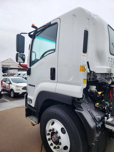 2024 Isuzu Ftr | Thumbnail Photo 2 of 4