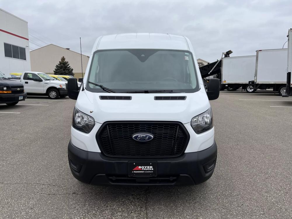 2023 Ford Transit | Photo 15 of 18