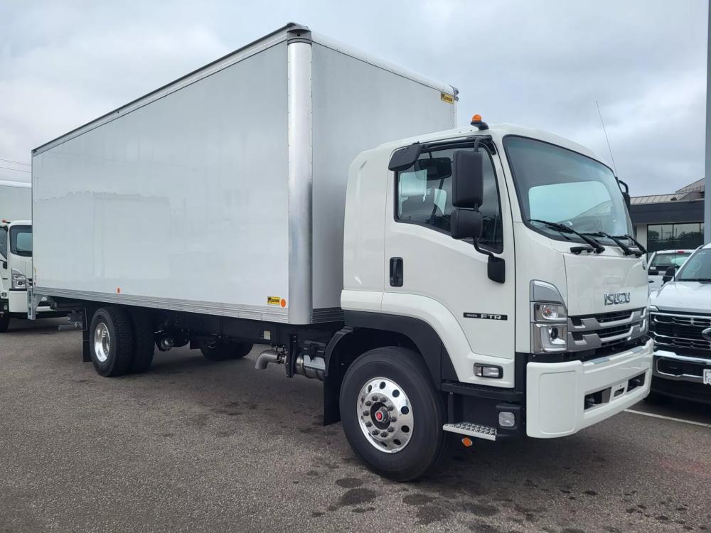 2025 Isuzu Ftr | Photo 3 of 6