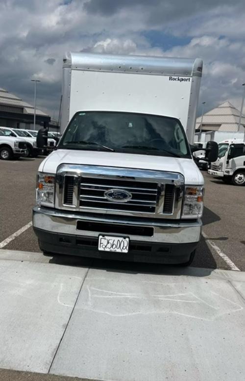 2025 Ford E350 photo