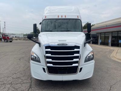 2019 Freightliner Cascadia | Thumbnail Photo 6 of 8