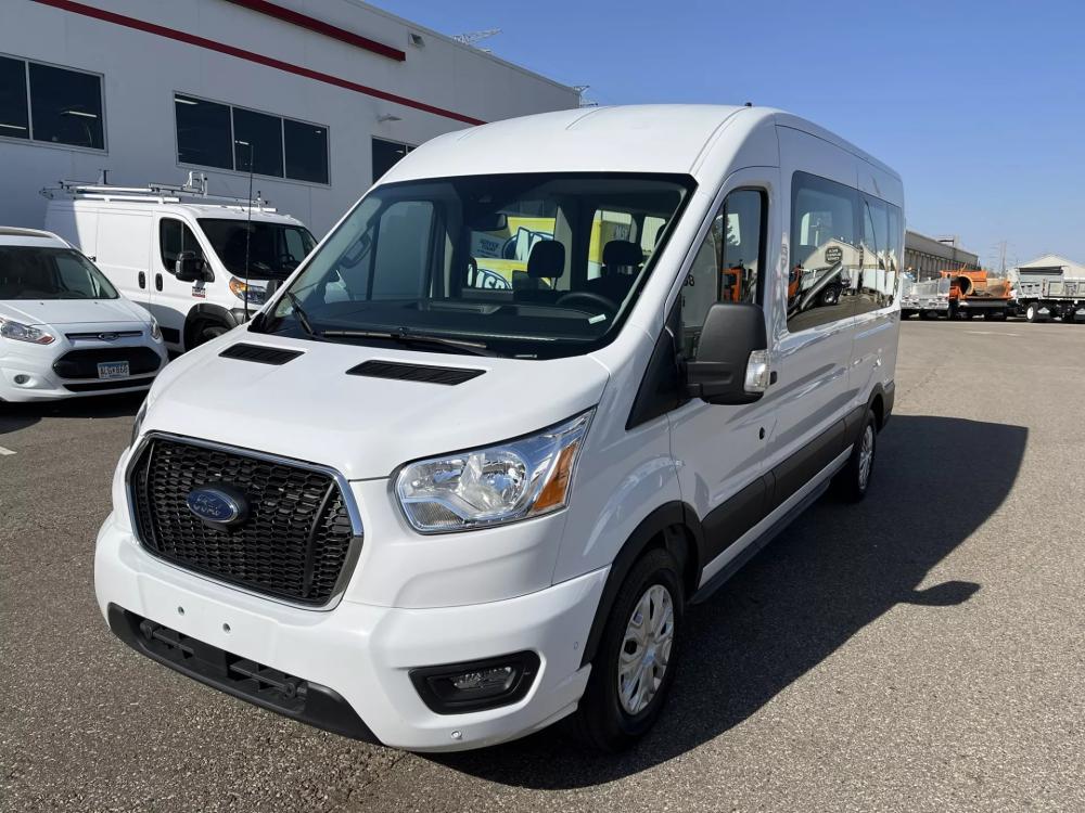 2022 Ford Transit | Photo 1 of 23