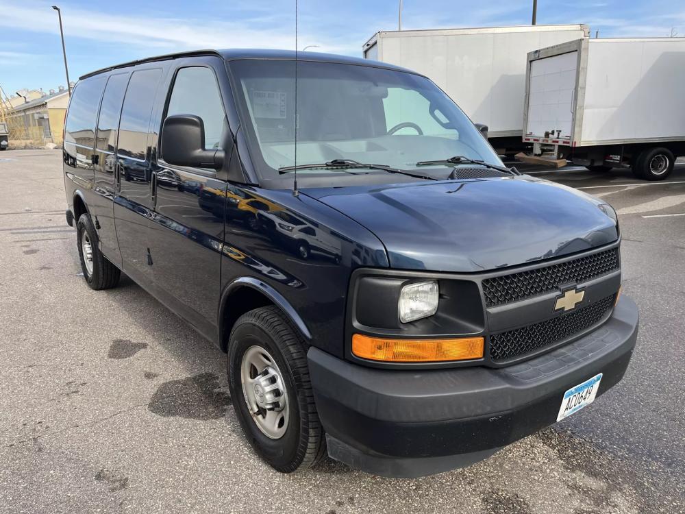 2017 Chevrolet Express | Photo 16 of 20