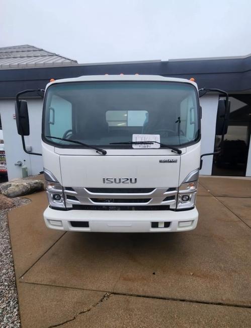 2024 Isuzu Npr Hd Gas photo