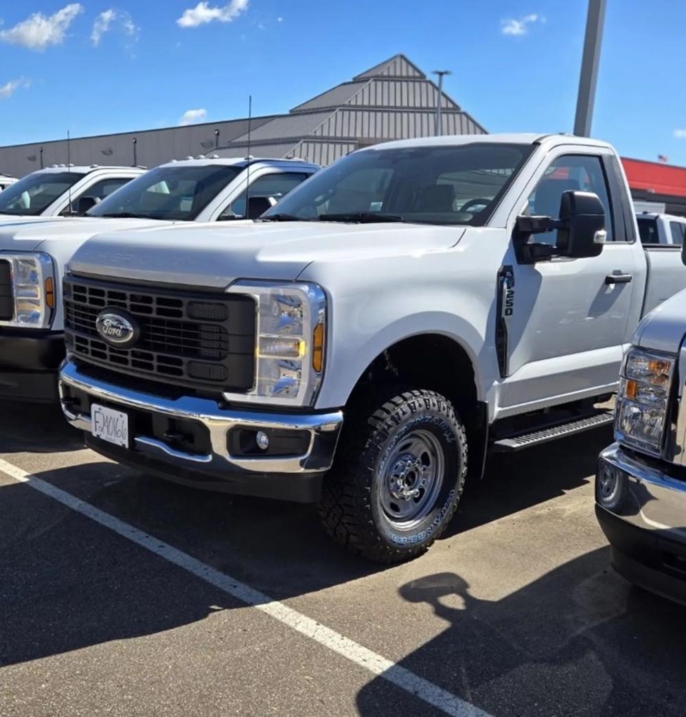 2024 Ford F-250 | Photo 1 of 10