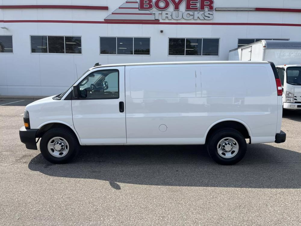 2019 Chevrolet Express | Photo 2 of 20