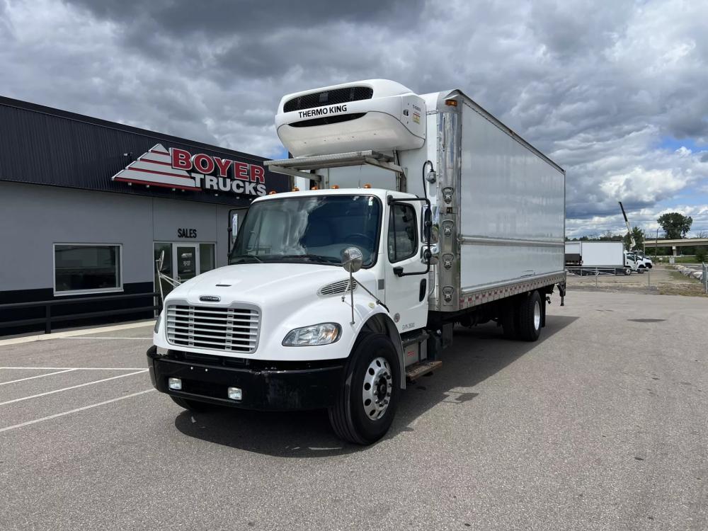 2018 Freightliner M2 106 | Photo 1 of 15