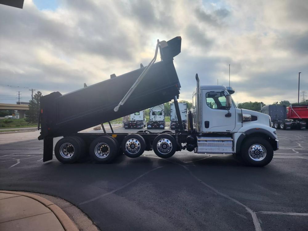 2025 Western Star 47X | Photo 5 of 17