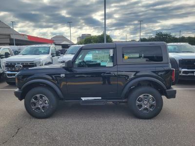 2024 Ford Bronco | Thumbnail Photo 2 of 8