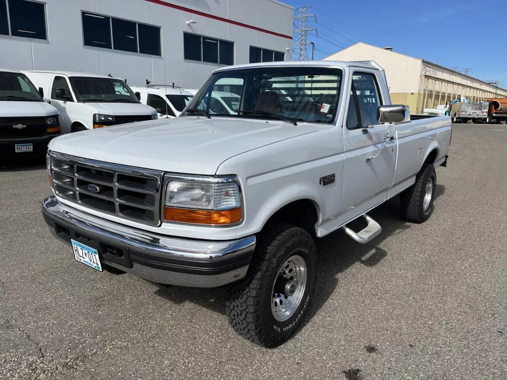 1996 Ford F-250 | Photo 1 of 19