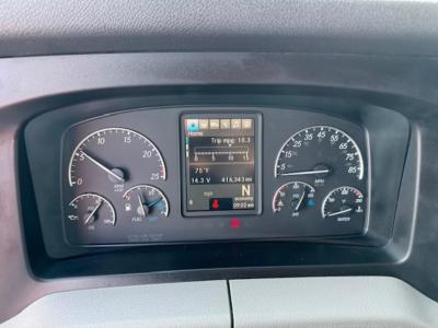 2021 Freightliner Cascadia | Thumbnail Photo 9 of 13