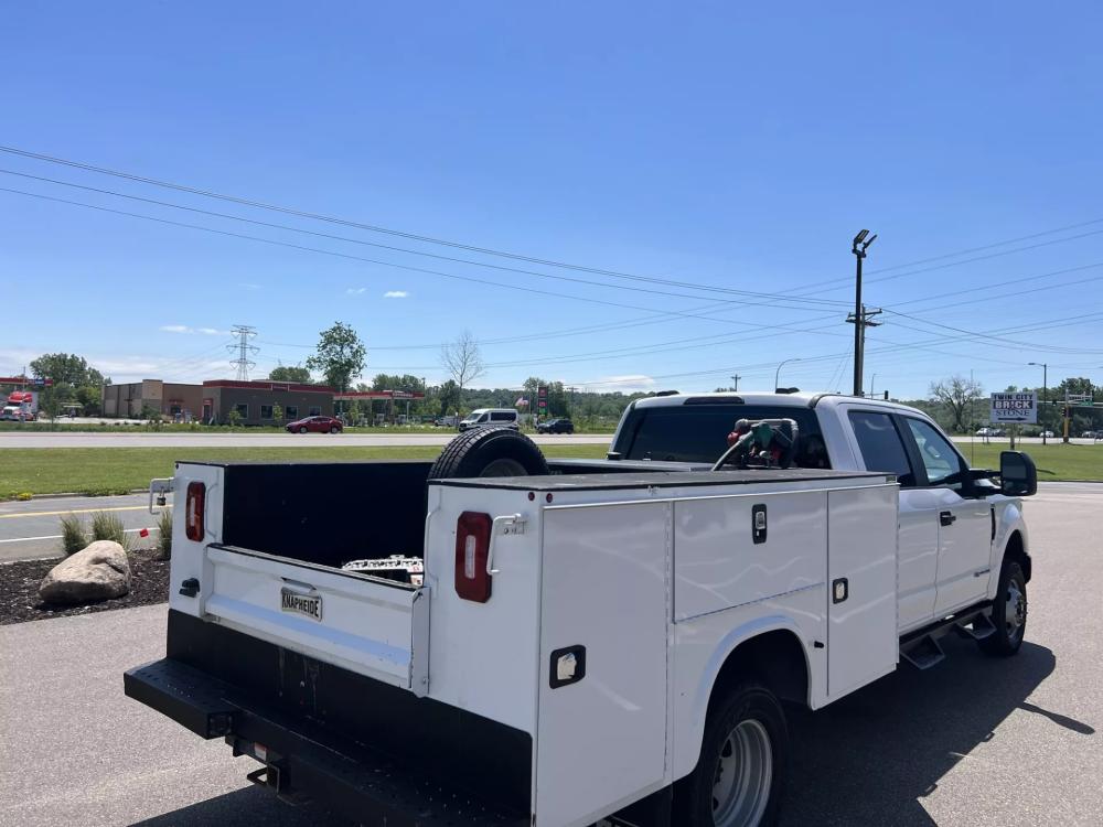 2021 Ford F-350 | Photo 12 of 23