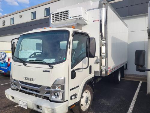 2025 Isuzu Nrr Gas photo