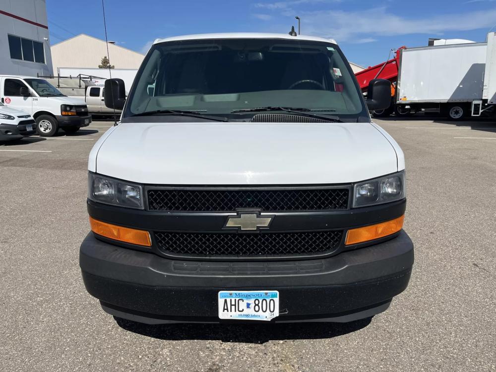 2018 Chevrolet Express | Photo 17 of 20