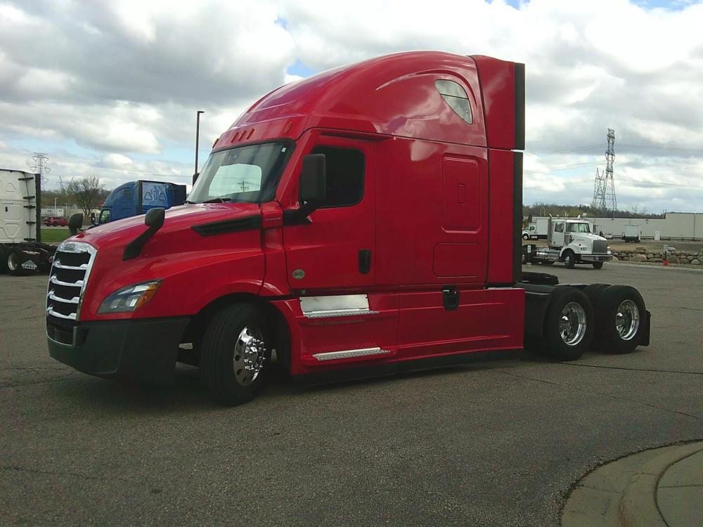 2021 Freightliner Cascadia | Photo 6 of 10